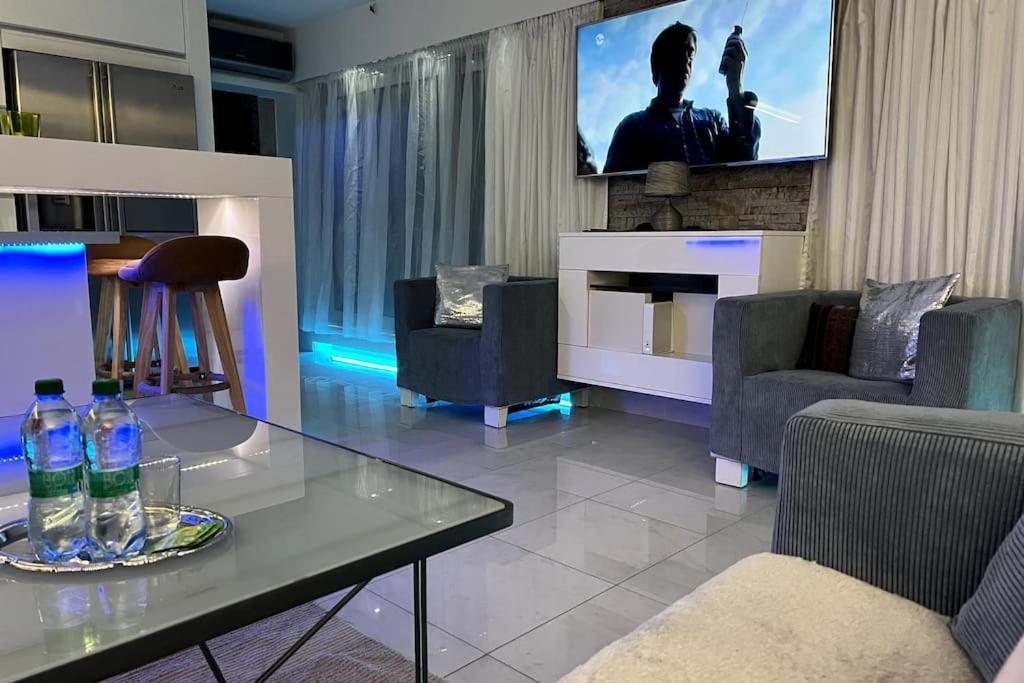 Nice Life - Luxury Apartment In The Old Town. Bratislava Dış mekan fotoğraf