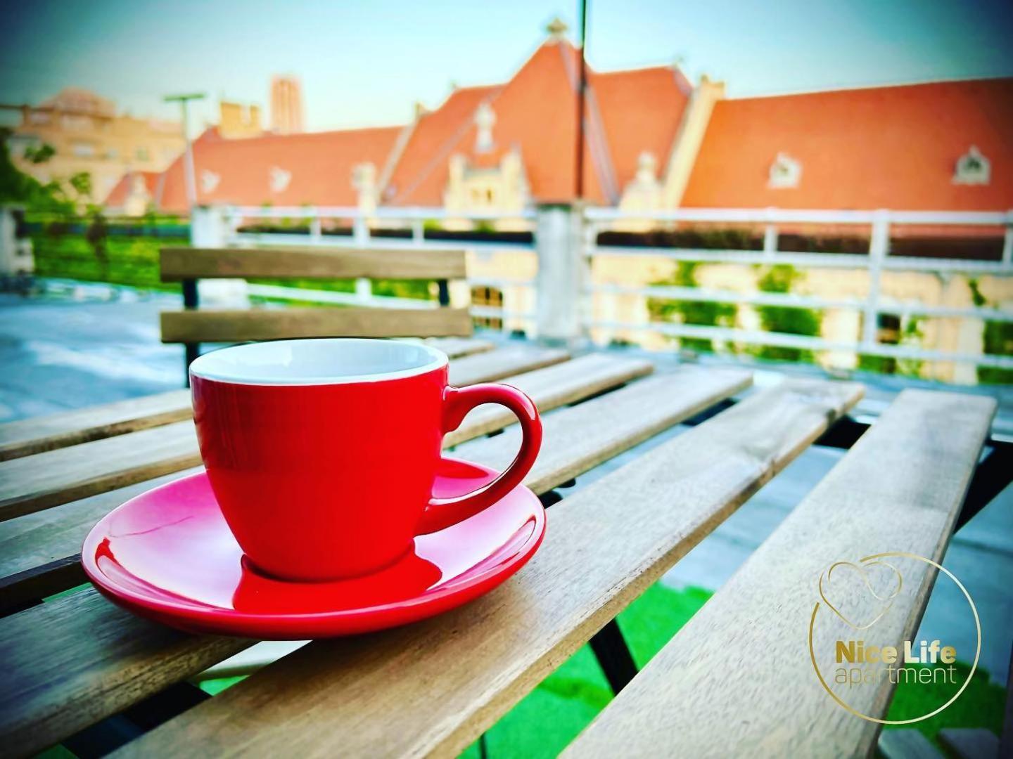 Nice Life - Luxury Apartment In The Old Town. Bratislava Dış mekan fotoğraf