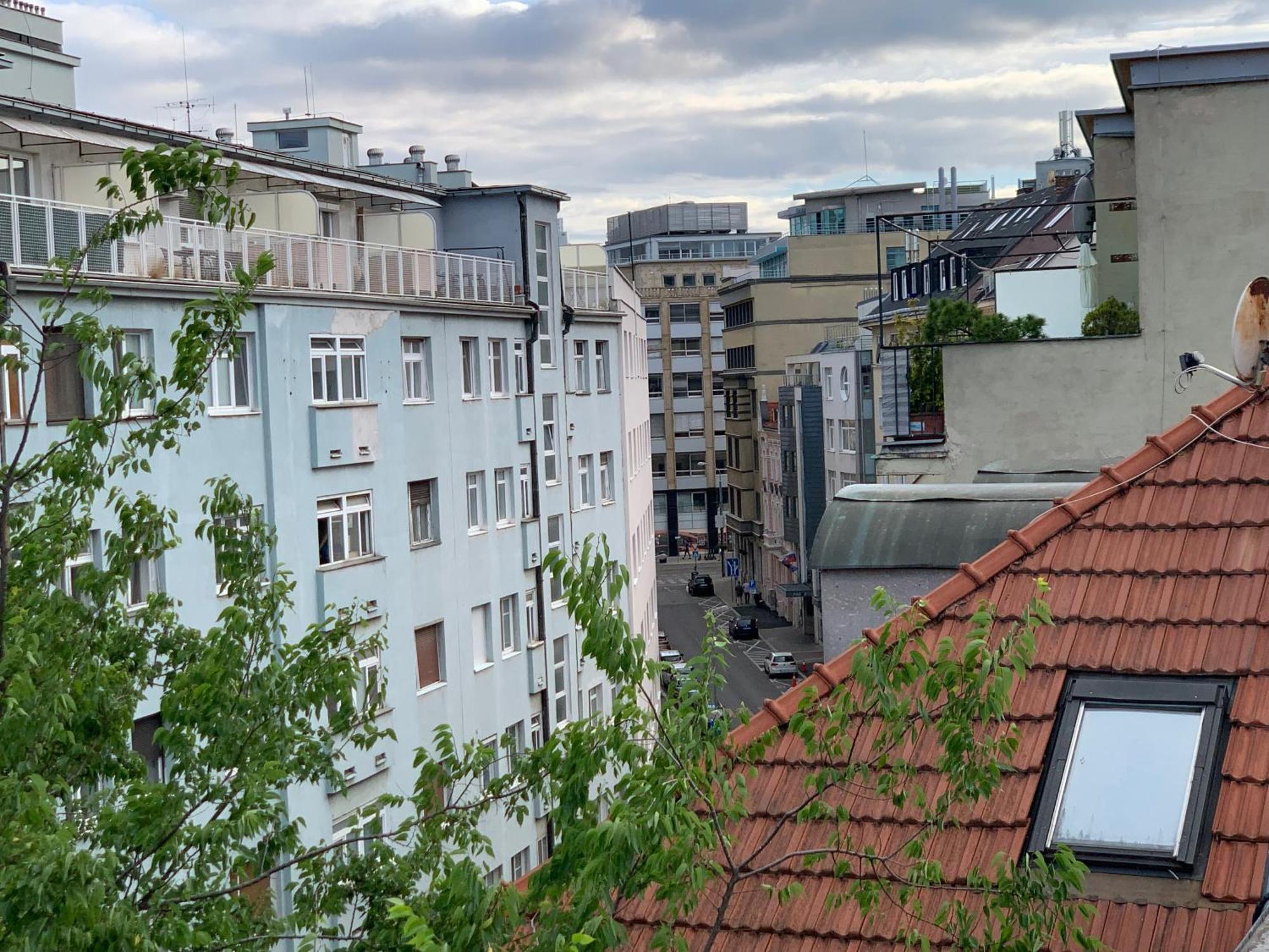 Nice Life - Luxury Apartment In The Old Town. Bratislava Dış mekan fotoğraf